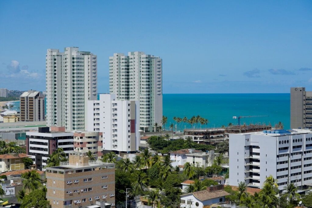 Vista aérea do litoral de Maceió, Alagoas